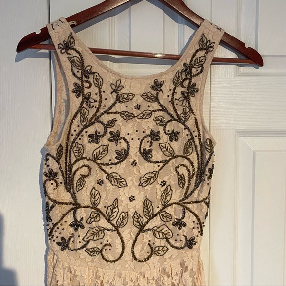 Zara lace mini dress - Picture 3 of 7